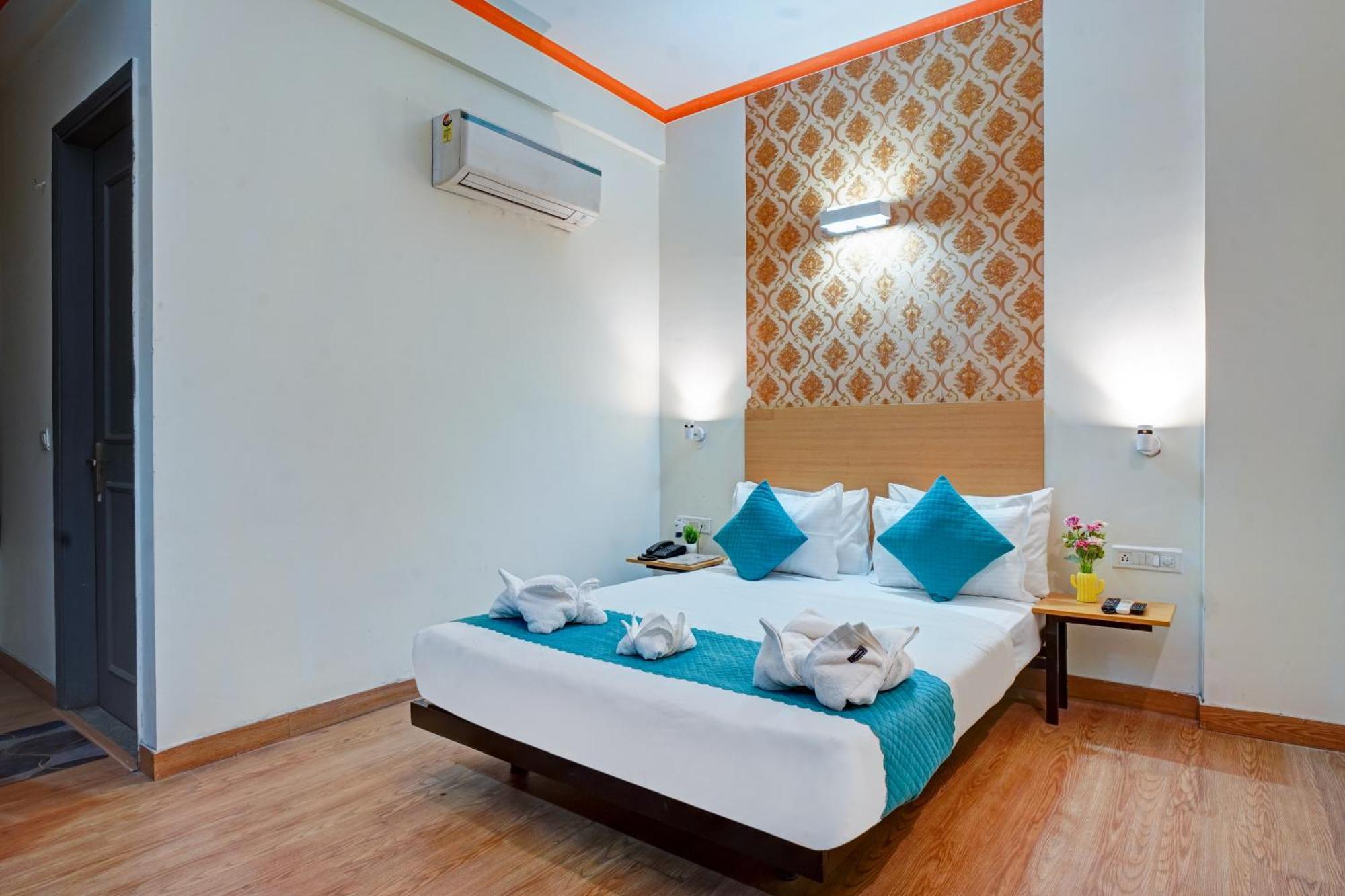 Hotel Noida Express Exterior foto