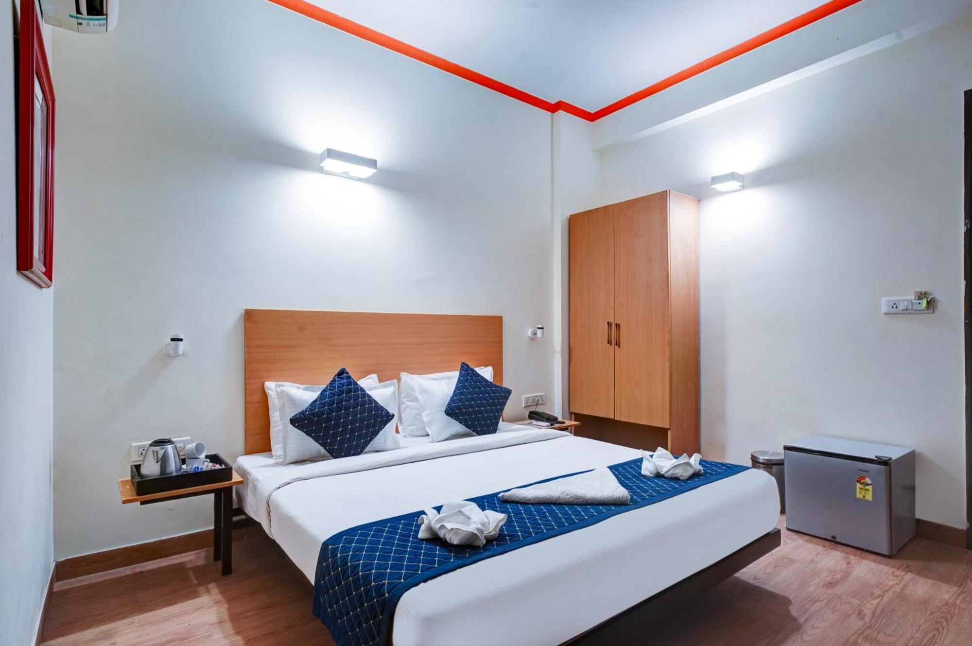 Hotel Noida Express Exterior foto