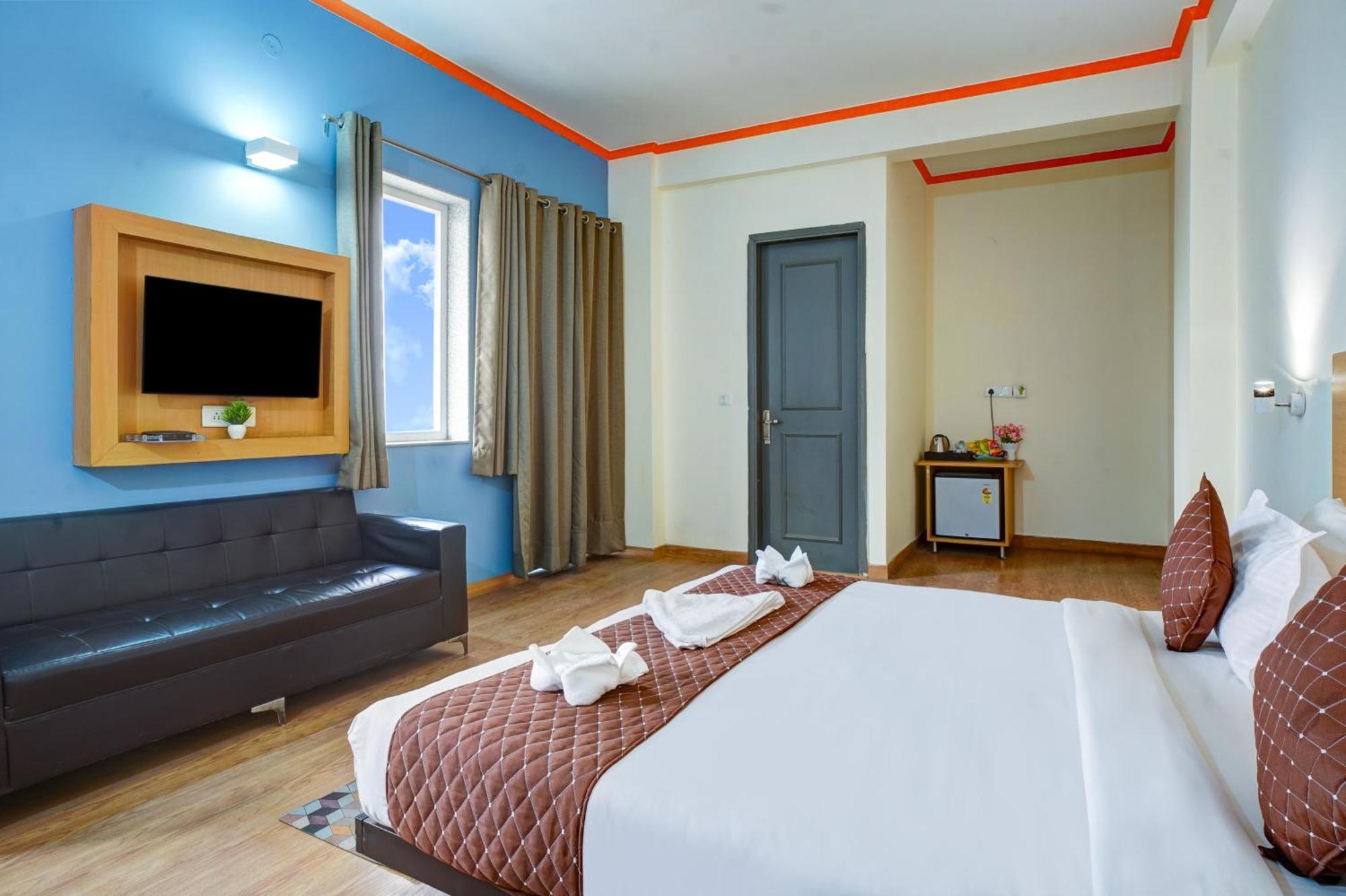 Hotel Noida Express Exterior foto